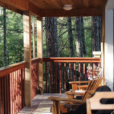 The Perch On Gabriola Bed & Breakfast Eksteriør bilde